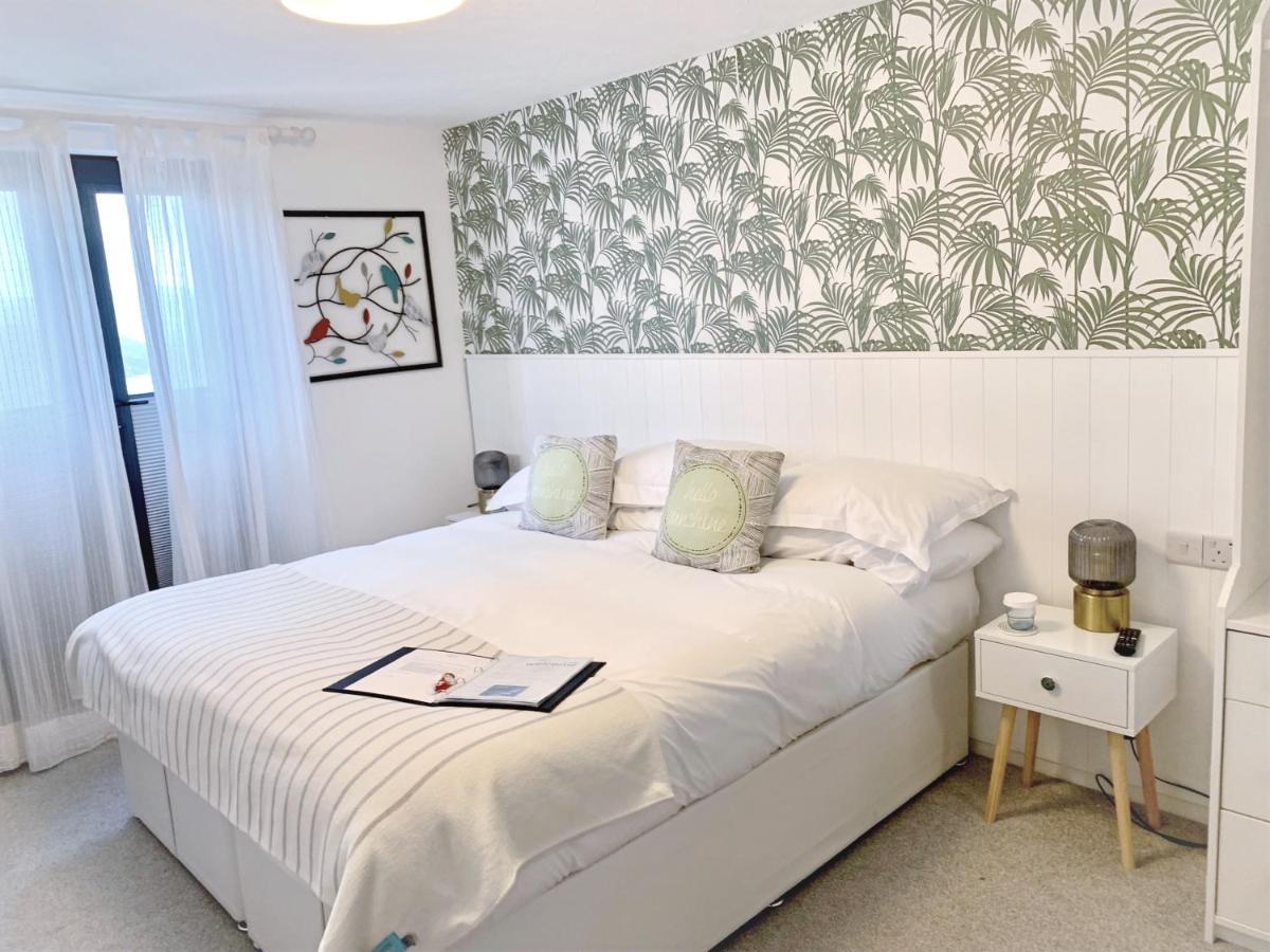 Porth Beach Hotel Newquay  Bagian luar foto